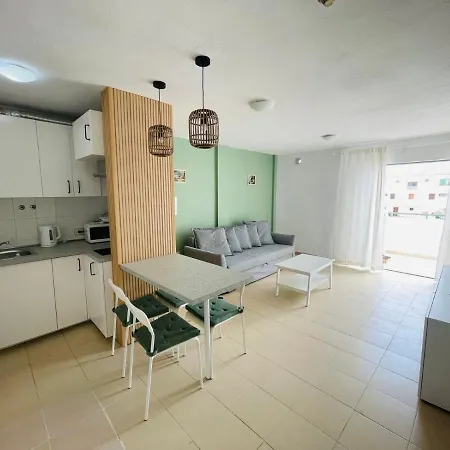 Appartamento Alondras Park Mialsoma