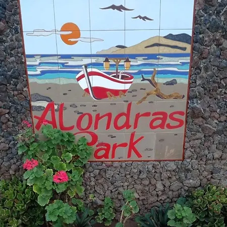 Alondras Park Mialsoma Appartamento *